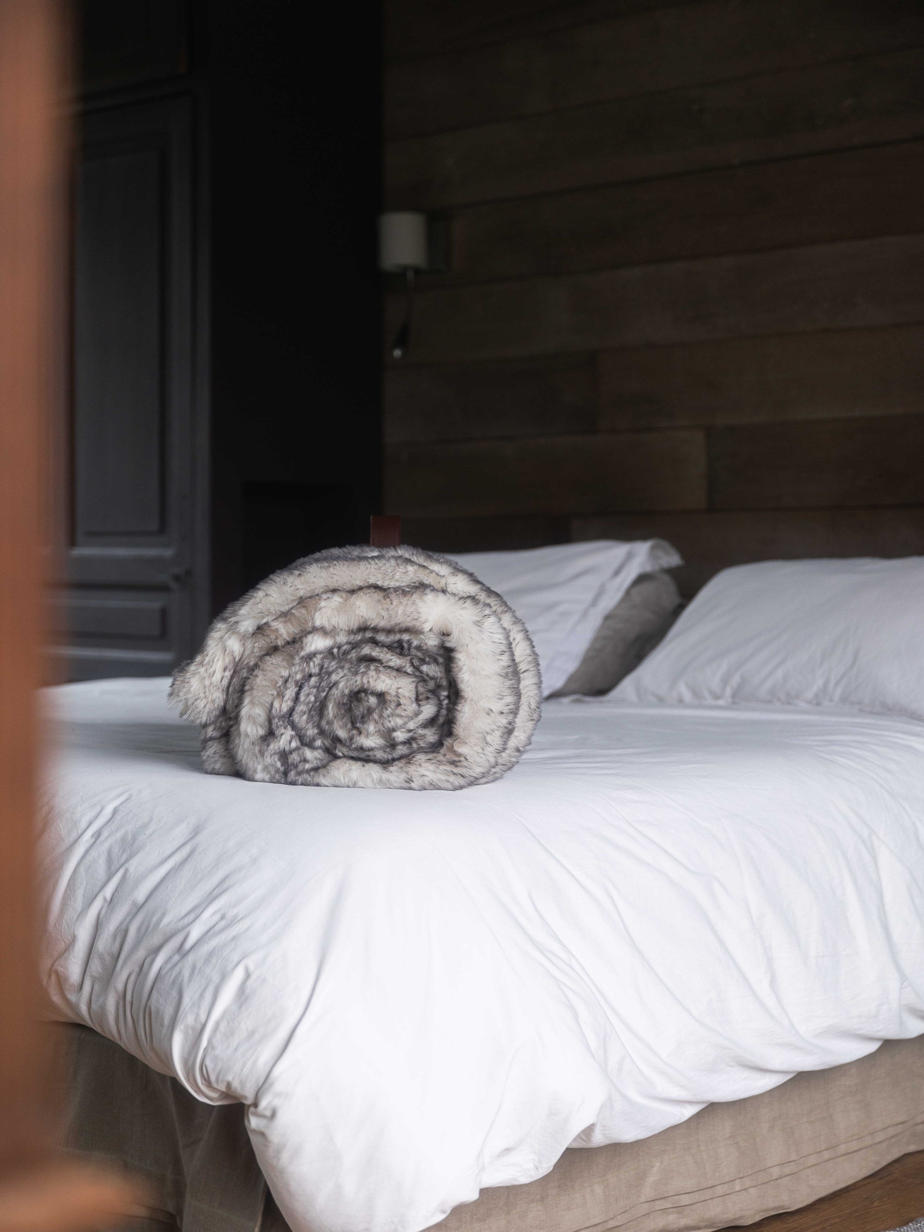 Faux Fur Plaid Sensation Gray