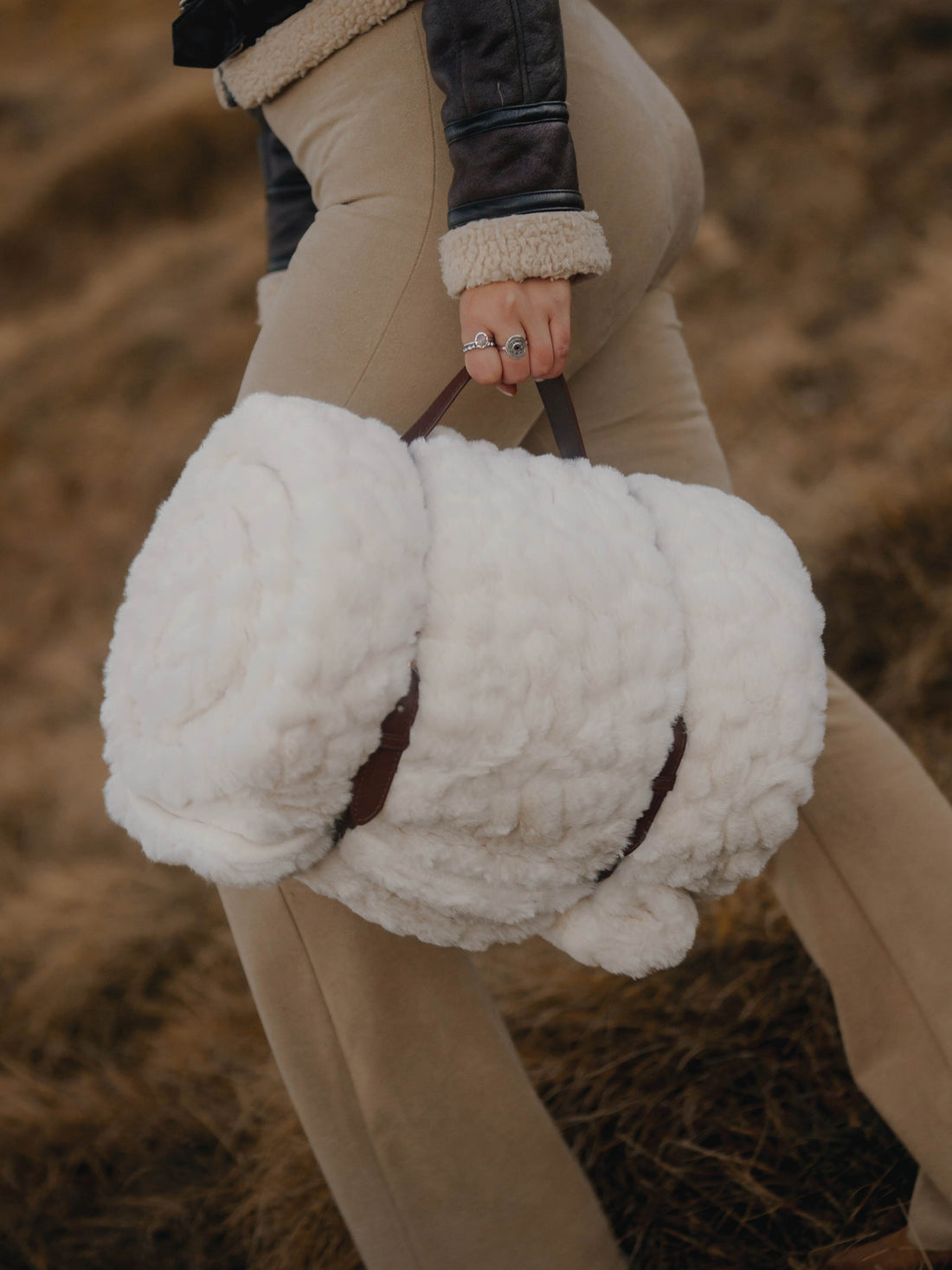 Plaid Fausse fourrure Galet blanc