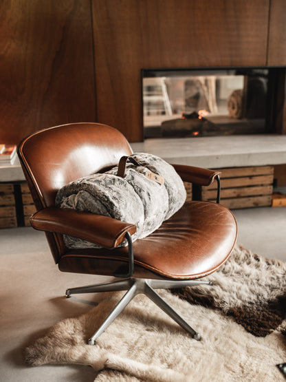 Frisson Faux Fur Throw Natural