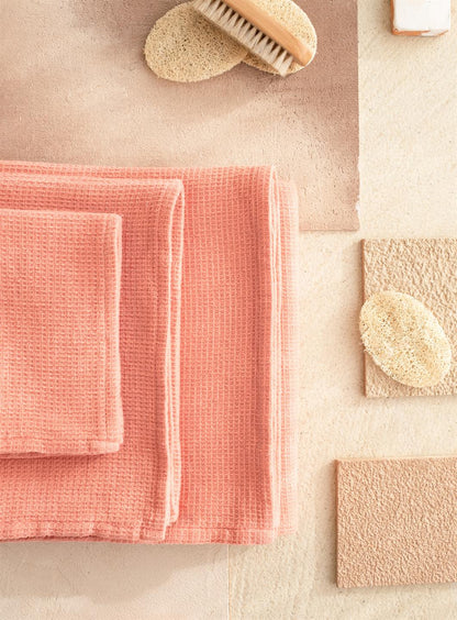 Honeycomb Mini Coral Towel