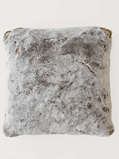Coussin fausse fourrure